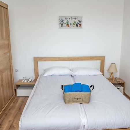 Apartment Vazrozhdenska Велико Търново Екстериор снимка