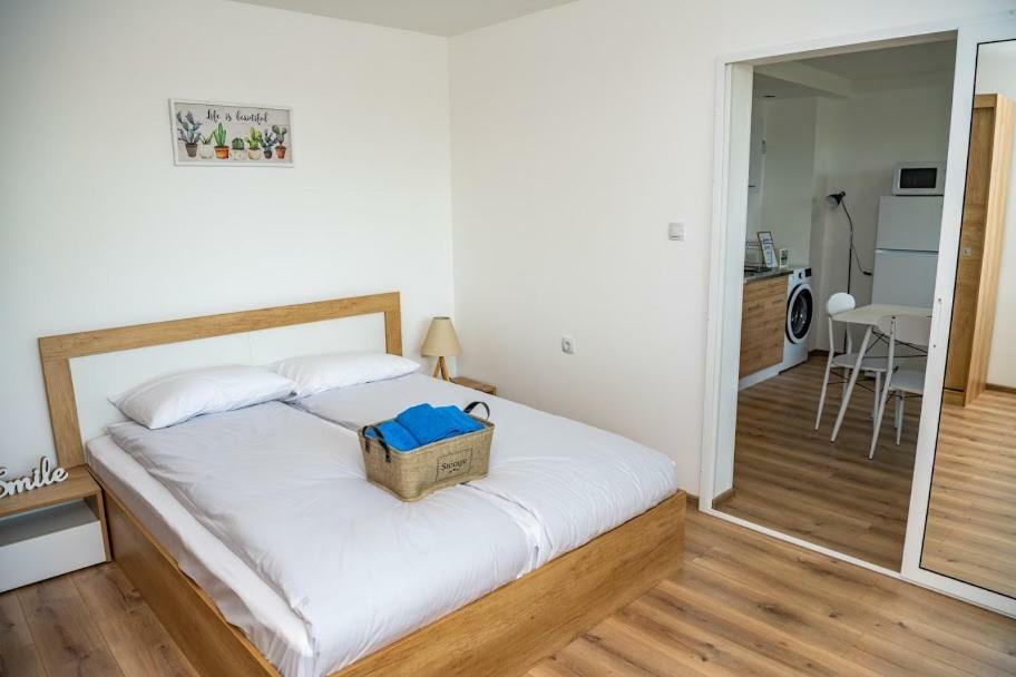 Apartment Vazrozhdenska Велико Търново Екстериор снимка