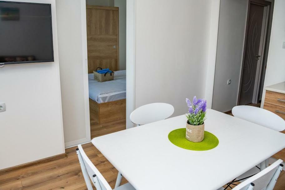 Apartment Vazrozhdenska Велико Търново Екстериор снимка